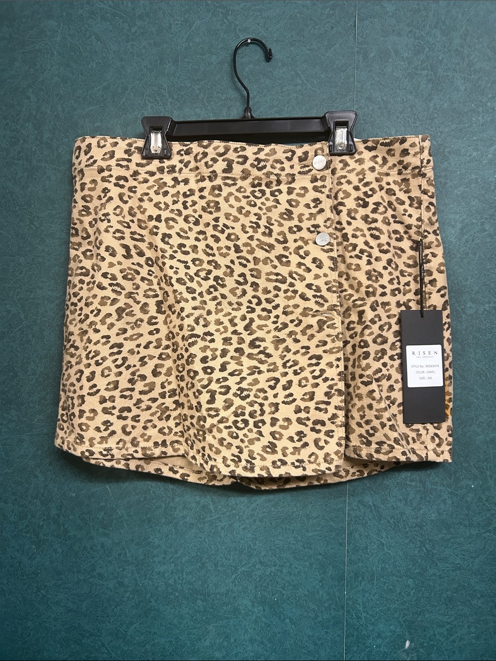 NWT Risen Jeans 1XL Leopard-Print Skort in Tan and Black